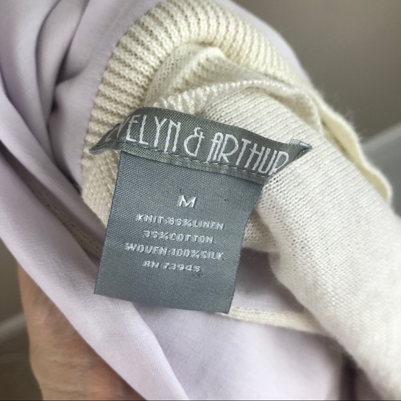 Evelyn & Arthur Lightweight Sweater Medium - Picture 2 of 6